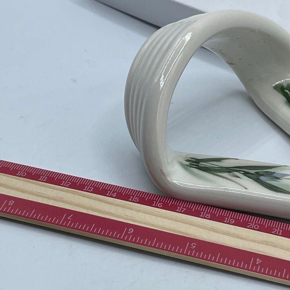 Art Pottery pink Iris towel holder. - Picture 6 of 6